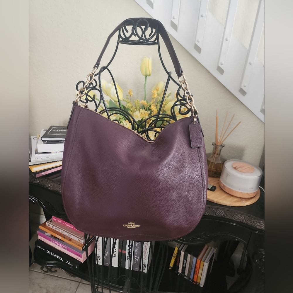 Coach Chelsea Hobo Shoulder Bag